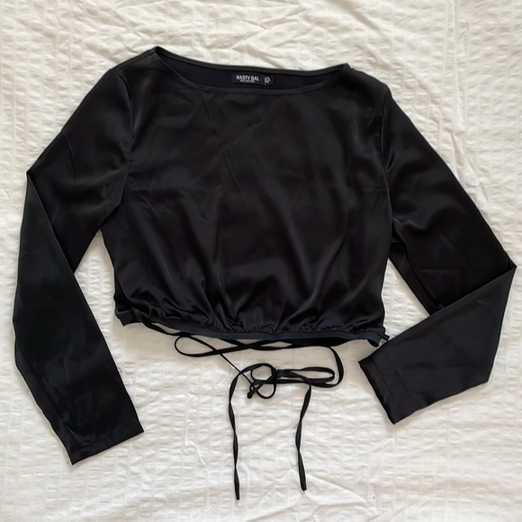 Nasty Gal Long Sleeve Tie Waist Crop Blouse - Picture 1 of 8